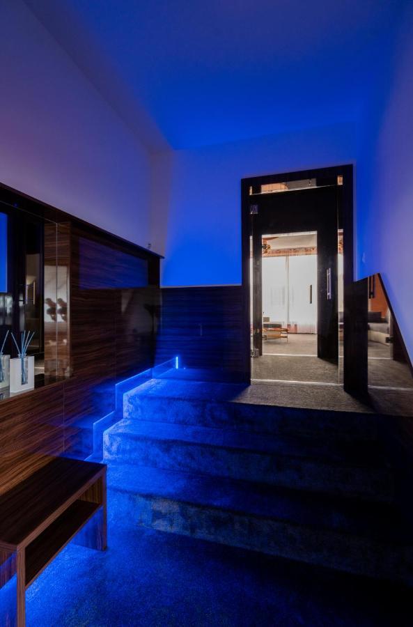 Aroma Gold Hotel Dolni Bousov Luaran gambar