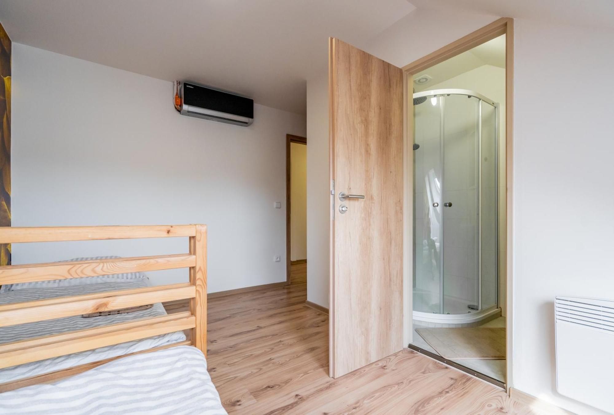 Aroma Gold Hotel Dolni Bousov Luaran gambar
