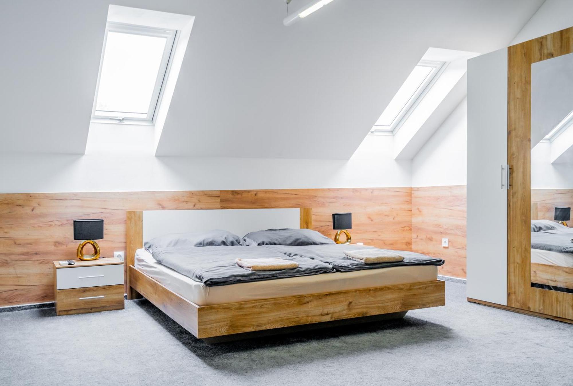 Aroma Gold Hotel Dolni Bousov Luaran gambar
